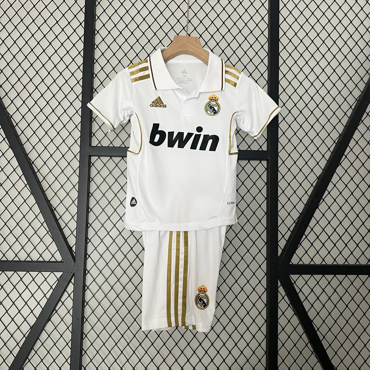 Real Madrid 2011/2012 Home Jersey Kids Size