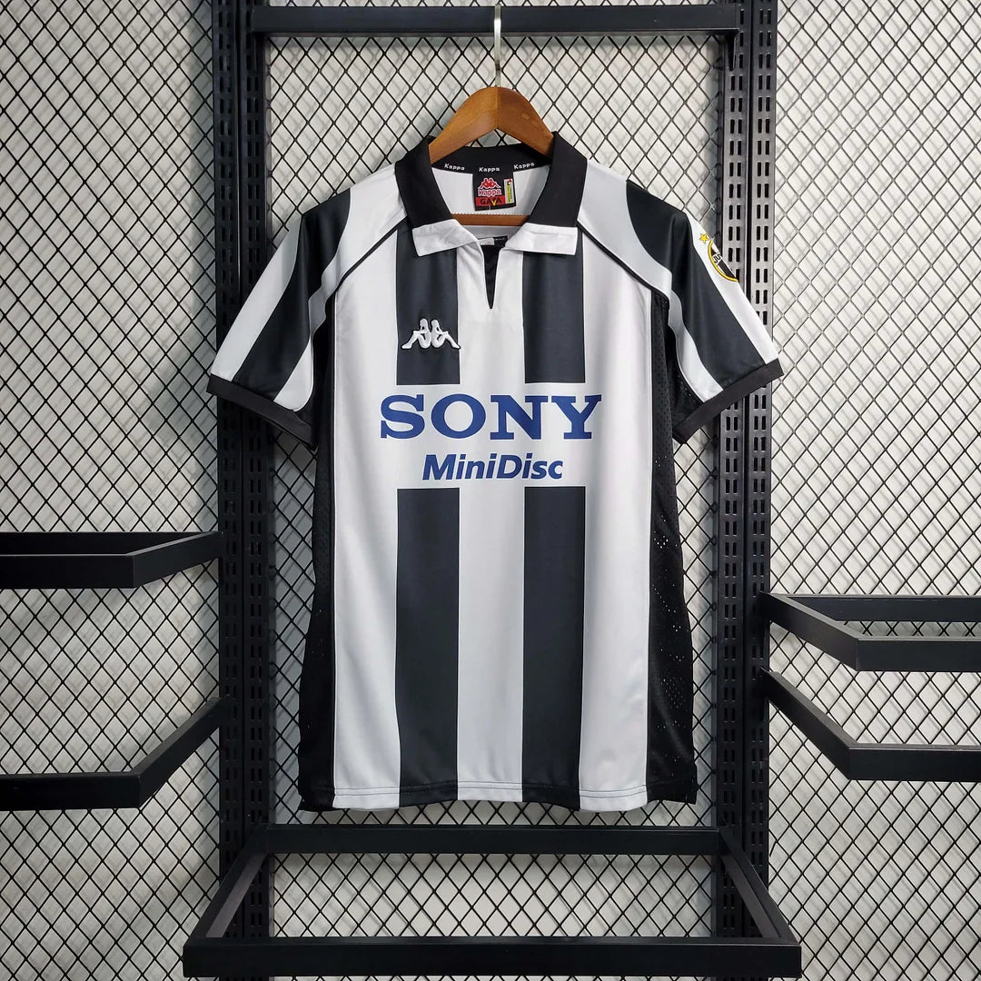 1997-1998 Retro Juventus Home Jersey