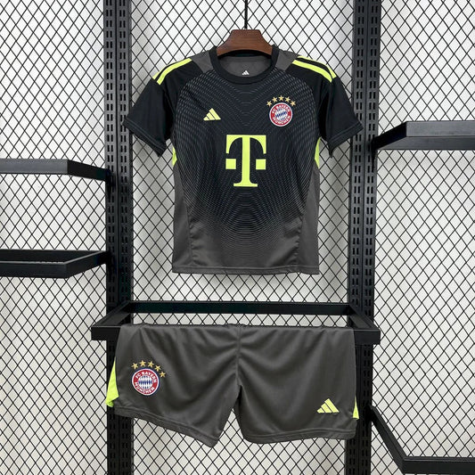 2025/2026 Bayern Munchen Goalkeeper Kit Kids Size