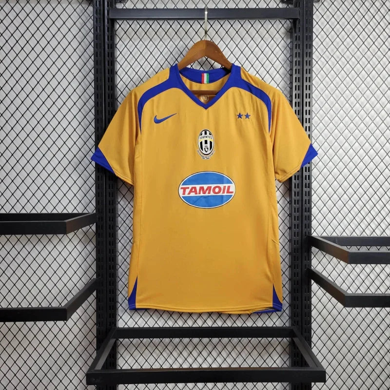 2005-2006 Retro Juventus Third Away Jersey