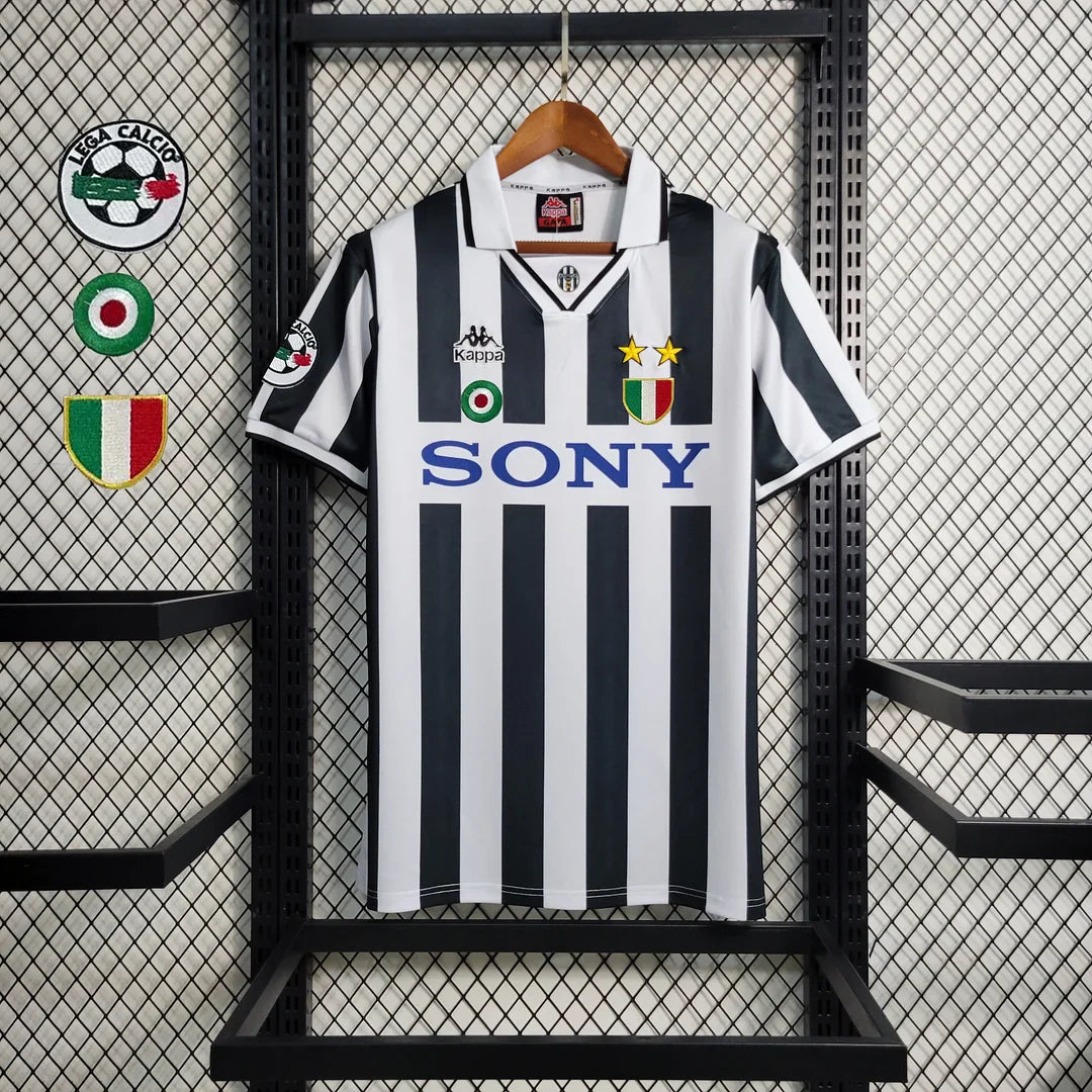 1995-1996 Retro Juventus Home Jersey