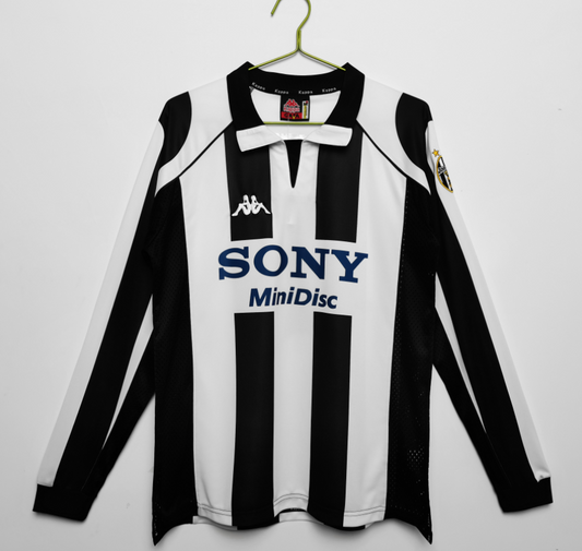 1997-1998 Retro Juventus Home Jersey Long Sleeve