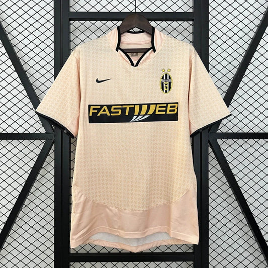 2003-2004 Retro Juventus Away Jersey