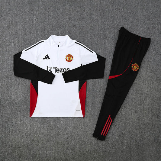 2025/2026 Manchester United White Tracksuit