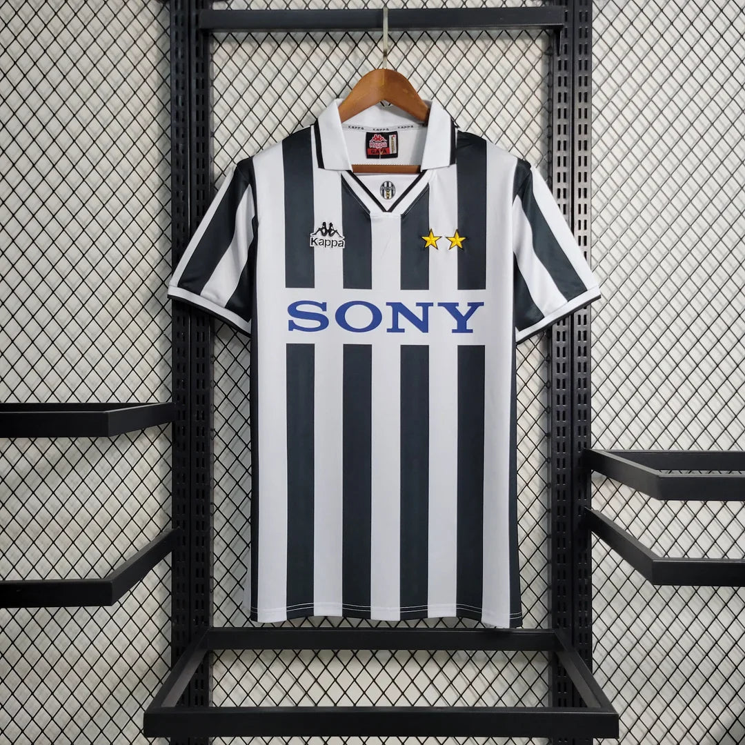 1996-1997 Retro Juventus Home Jersey